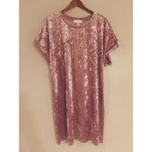 NWOT Forever21+ Crushed Velvet Dress